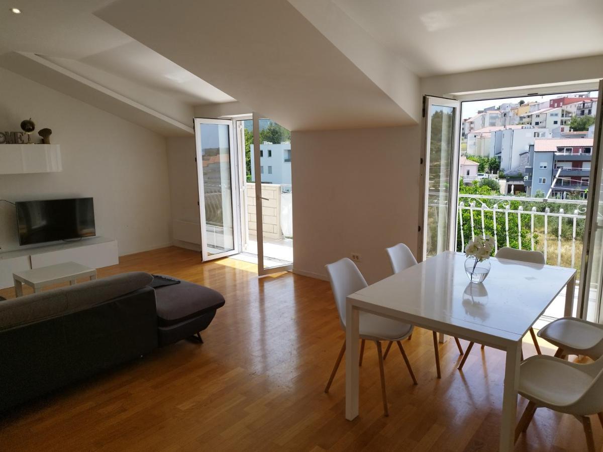 Apartment Nina Podstrana Dış mekan fotoğraf