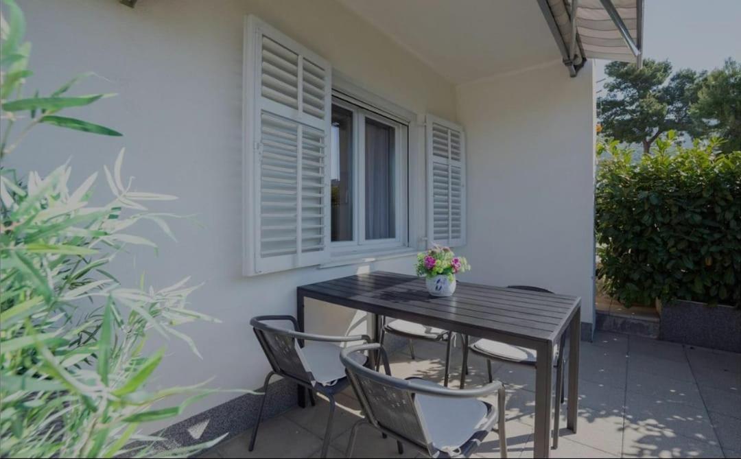 Apartment Nina Podstrana Dış mekan fotoğraf